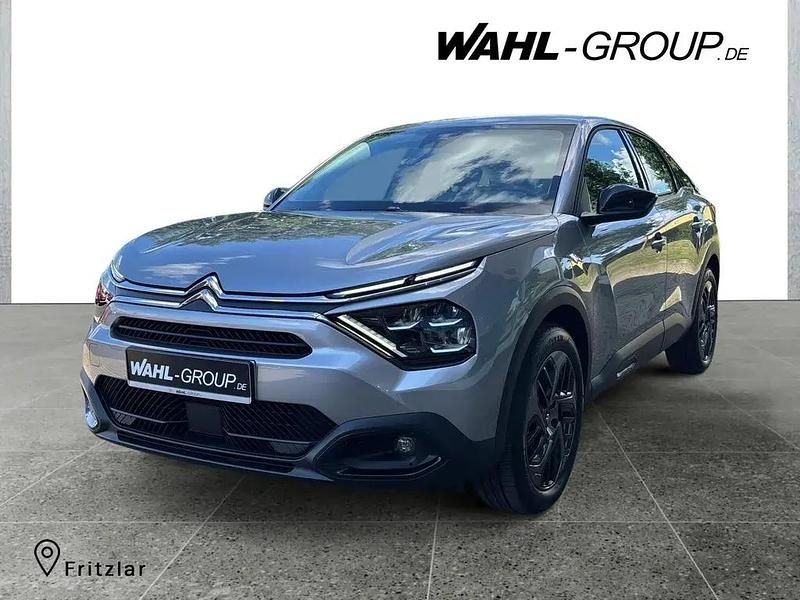Grau Neu 2024 Citroën C4 Limousine | 25.990 € (Teuer) - Bild 1/4