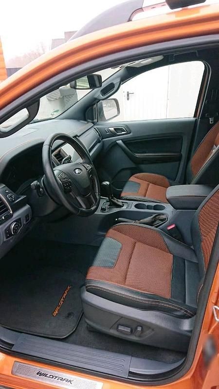 Gebraucht Ford Ranger Wildtrack 160 PS (117 kW) 2017 Orange Pickup