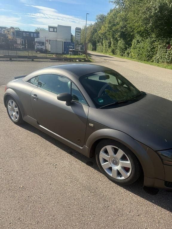 Grau Gebraucht 2000 Audi TT Sport Coupé | 1.000 € (Superpreis) - Bild 1/4