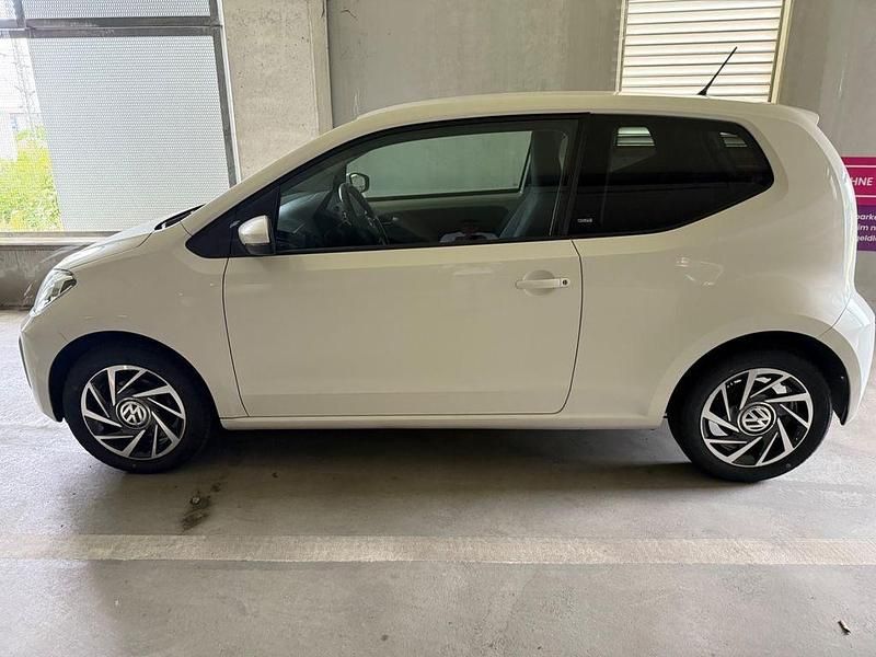 Gebraucht VW up! Sound 60 PS (44 kW) 2017 Weiß Kleinwagen