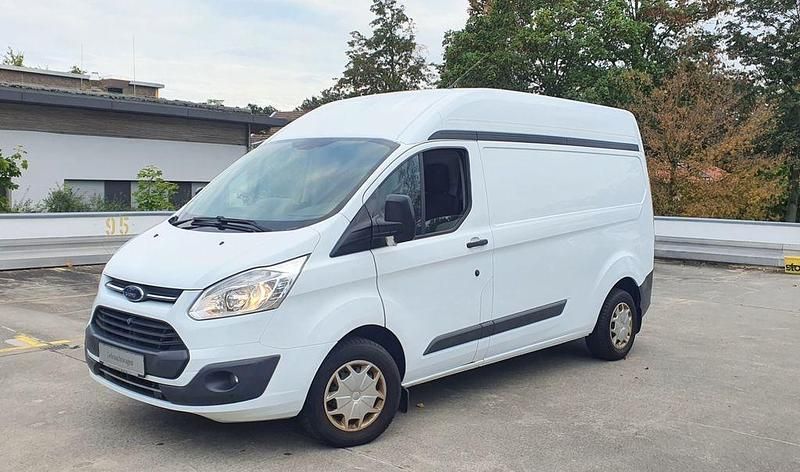 Gebraucht Ford Transit Custom 170 PS (125 kW) 2018 Weiß Van / Kleinbus