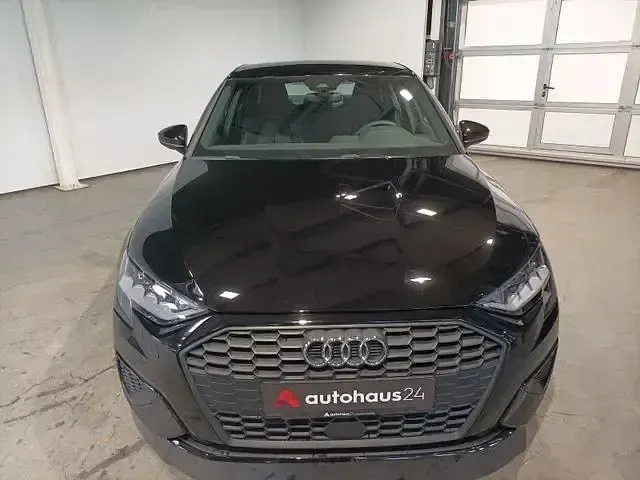 Gebraucht Audi A3 Basis 150 PS (110 kW) 2024 Schwarz Limousine