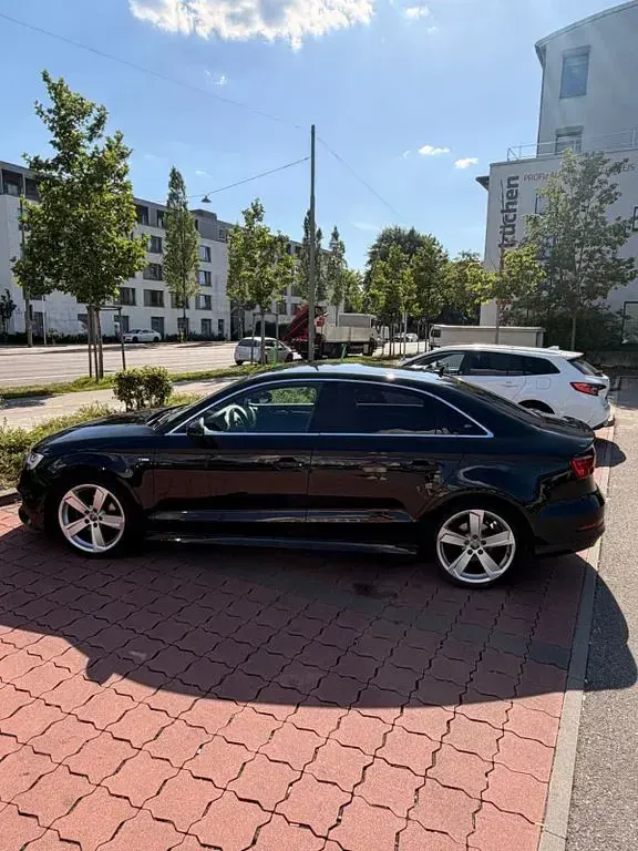 Gebraucht Audi A3 S-Line 150 PS (110 kW) 2019 Schwarz Limousine