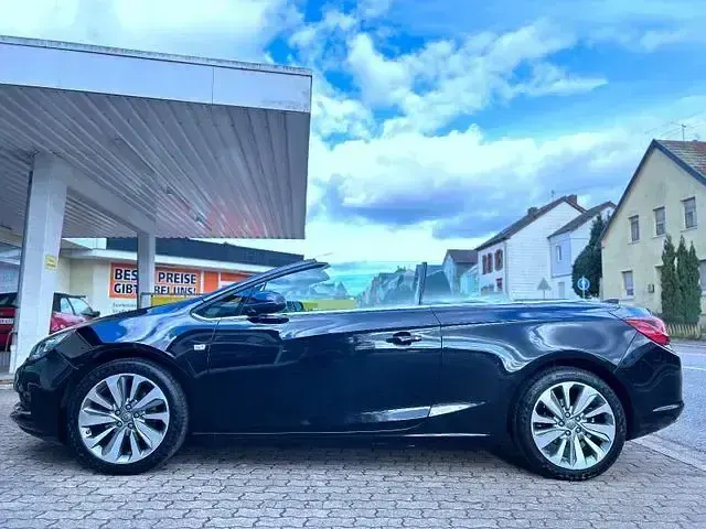 Używany Opel Cascada Innovation 170 KM (125 kW) 2017 Kabriolet