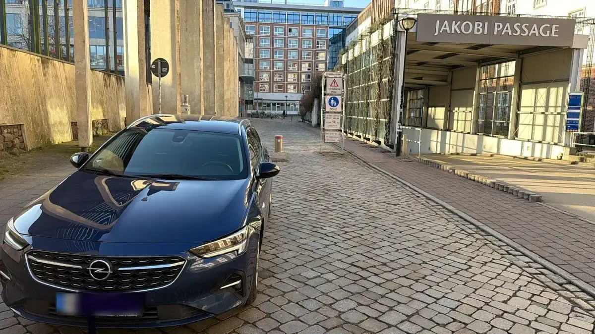 Gebraucht Opel Insignia GS Line 122 PS (89 kW) 2021 Blau Kombi