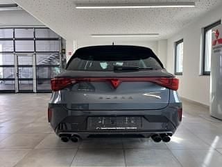 Neu Cupra Leon VZ 333 PS (244 kW) 2026 Midnight schwarz Kombi