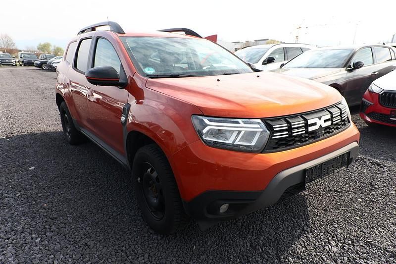 Gebraucht Dacia Duster Extreme 131 PS (96 kW) 2023 Orange metallic SUV