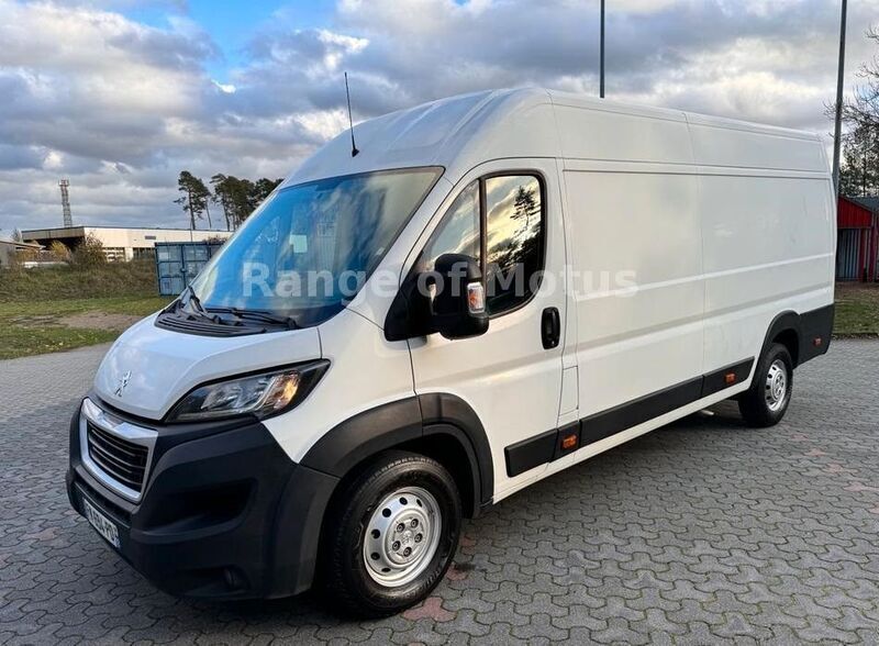 Gebraucht Peugeot Boxer 131 PS (96 kW) 2019 Weiß Van