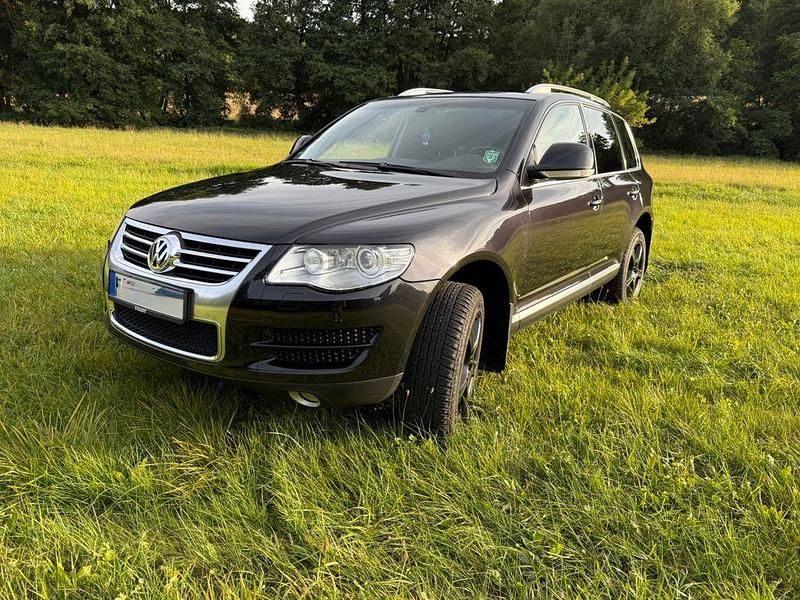 Schwarz Gebraucht 2009 VW Touareg SUV | 12.000 € (Teuer) - Bild 1/4