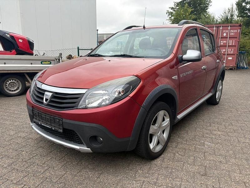 Orange Gebraucht 2009 Dacia Sandero Stepway Kleinwagen | 2.590 € (Guter Preis) - Bild 1/4