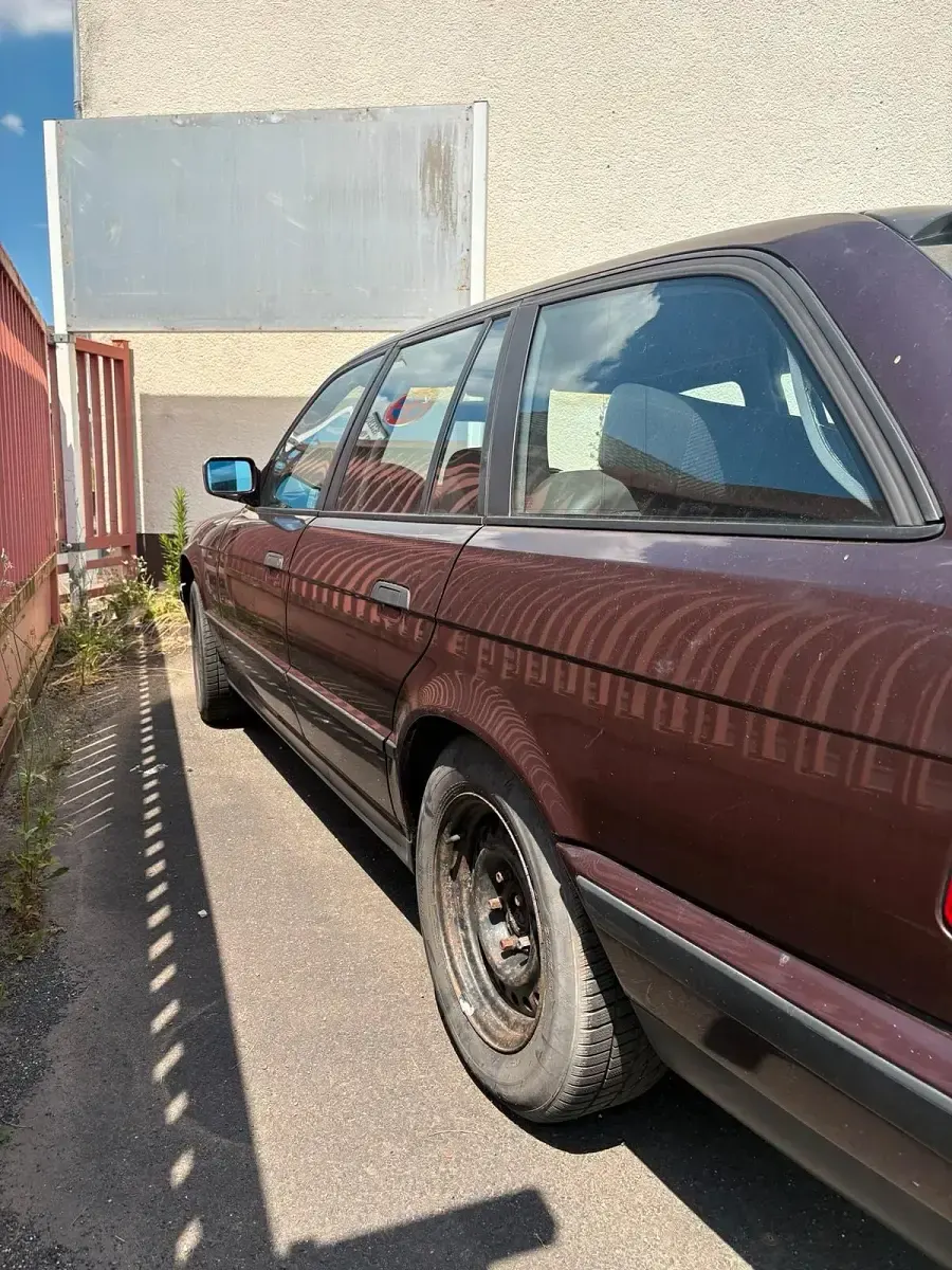Gebraucht BMW 520 150 PS (110 kW) 1992 Andere farben Kombi