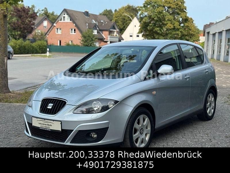 Grau Gebraucht 2010 Seat Altea Ecomotive Van / Kleinbus | 5.499 € (Etwas zu teuer) - Bild 1/4
