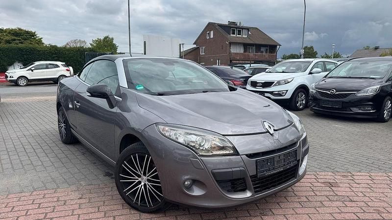 Grau Gebraucht 2014 Renault Mégane Cabriolet Luxe Cabrio | 5.200 € (Fairer Preis) - Bild 1/4