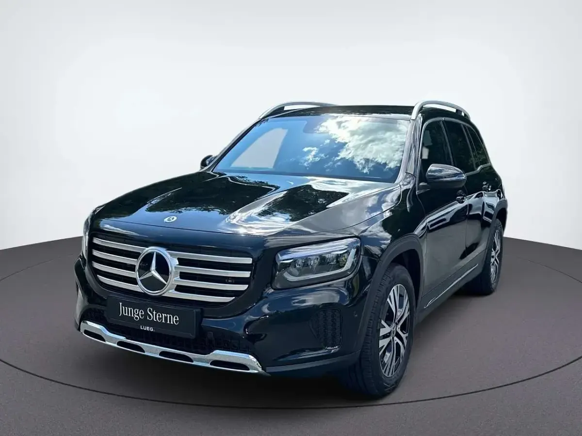 Gebraucht Mercedes GLB180 Progressive 136 PS (100 kW) 2026 Schwarz SUV
