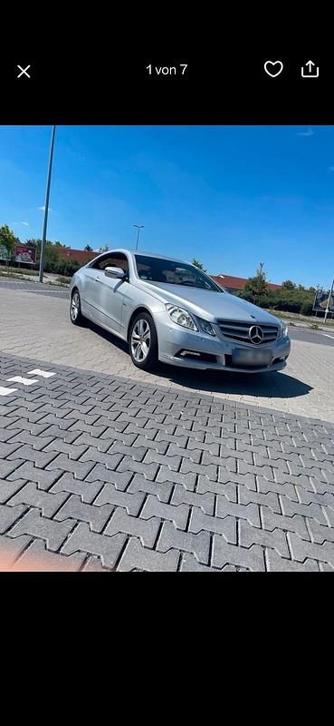 Gebraucht Mercedes E350 231 PS (169 kW) 2010 Silber Coupé