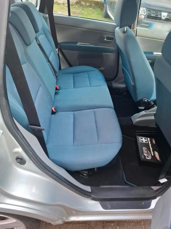 Gebraucht Mazda 2 90 PS (66 kW) 2005 Silber Kleinwagen