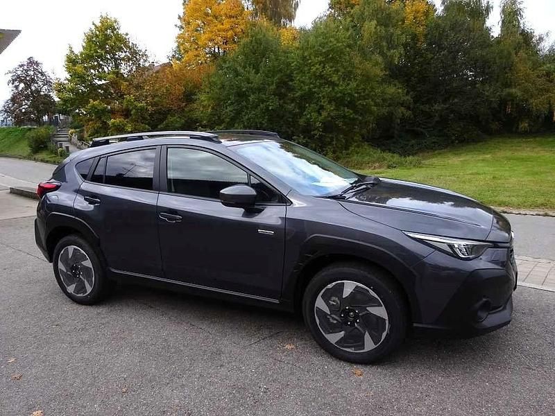 Neu Subaru Crosstrek Active 136 PS (100 kW) 2025 Grau SUV