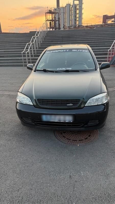 Grün Gebraucht 2001 Opel Astra Coupé | 1.100 € (Fairer Preis) - Bild 1/4