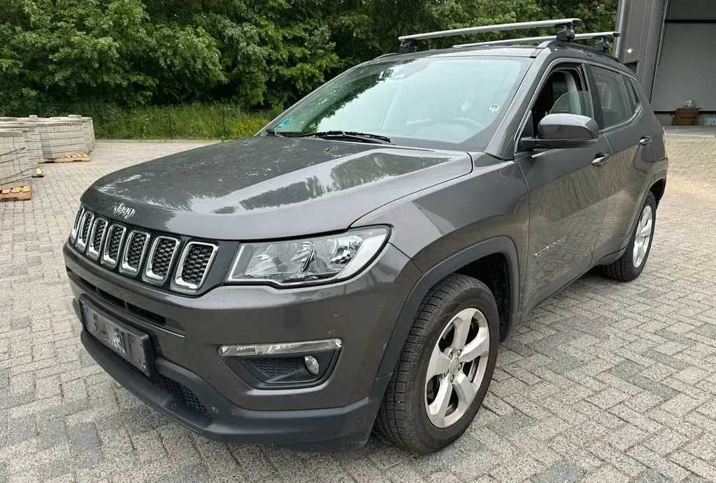 Usado Jeep Compass Longitude 140 HP (102 kW) 2019 Cinzento SUV