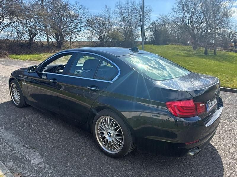 Second-hand BMW 530 258 CP (189 kW) 2012 Negru Berlinǎ