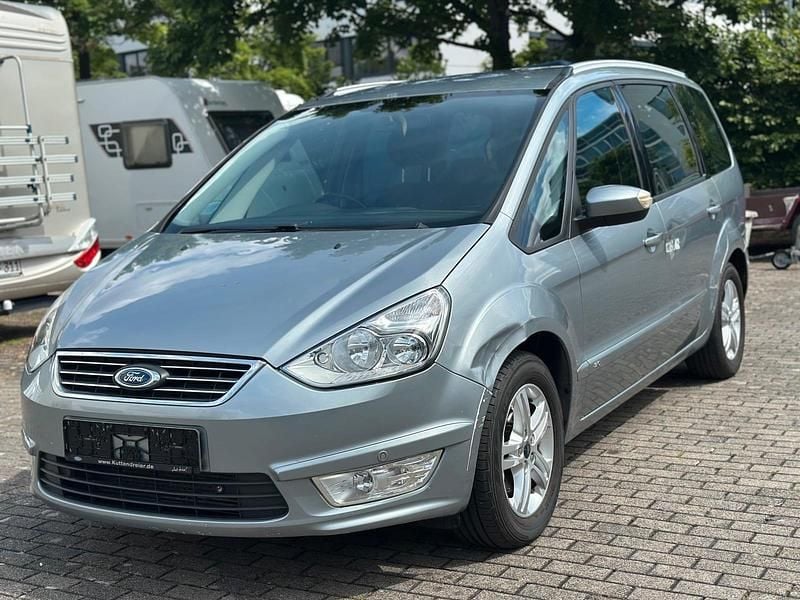 Blau Gebraucht 2010 Ford Galaxy Van / Kleinbus | 1.550 € - Bild 1/4