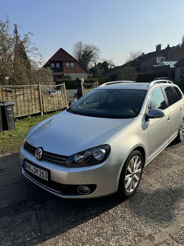 Gebraucht VW Golf V Highline 122 PS (89 kW) 2009 Grau Kombi