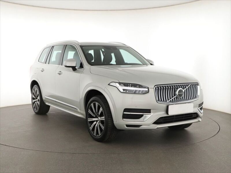 Grau Gebraucht 2022 Volvo XC90 SUV | 36.057 € (Superpreis) - Bild 1/4