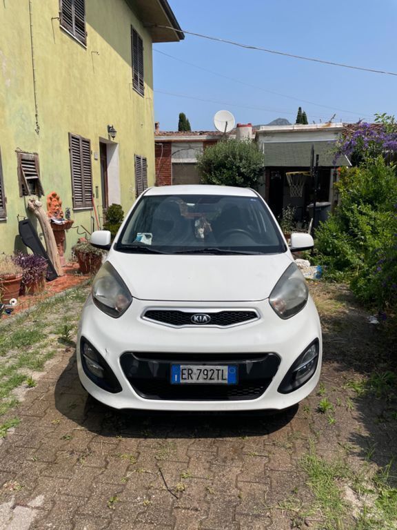 Weiß Gebraucht 2013 Kia Picanto Kleinwagen | 4.500 € (Fairer Preis) - Bild 1/4
