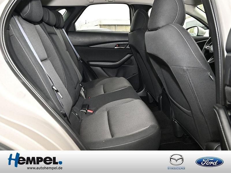 Gebraucht Mazda CX-30 Selection 150 PS (110 kW) 2023 Beige / platinum quartz (metallic) SUV