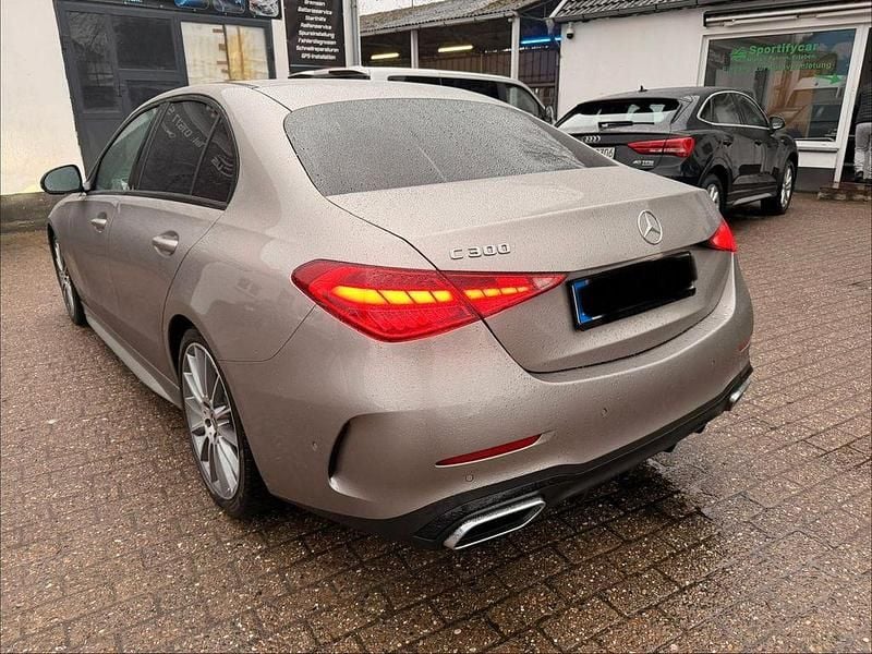 Gebraucht Mercedes C300 AMG 258 PS (189 kW) 2022 Silber Limousine