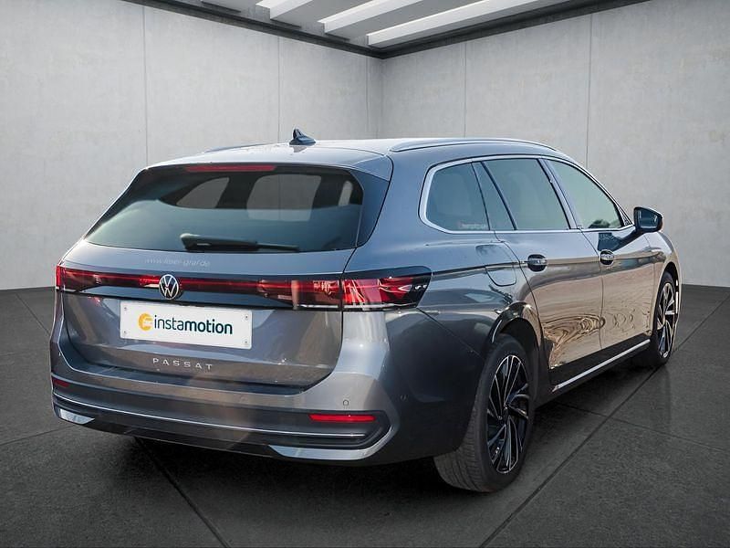 Second-hand VW Passat 122 CP (89 kW) 2025 Gri Break