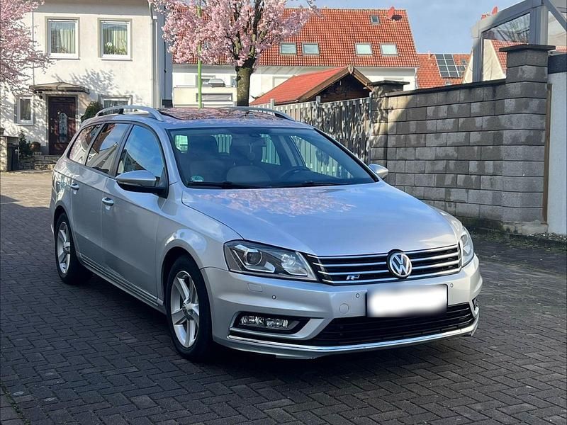 Gebraucht VW Passat Highline 140 PS (102 kW) 2014 Silber Kombi