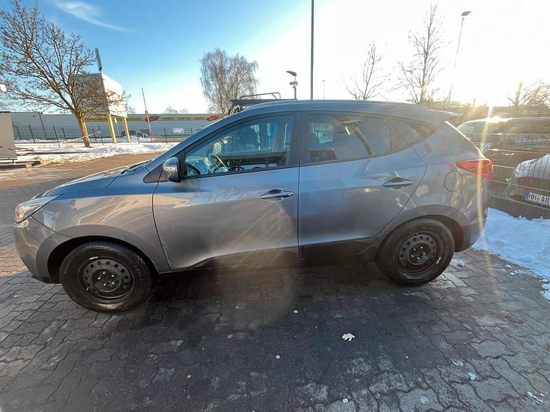 Gebraucht Hyundai ix35 135 PS (99 kW) 2015 Grau SUV