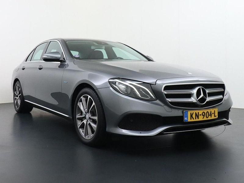 Gebraucht Mercedes E350 Avantgarde 286 PS (210 kW) 2016 Grau Limousine