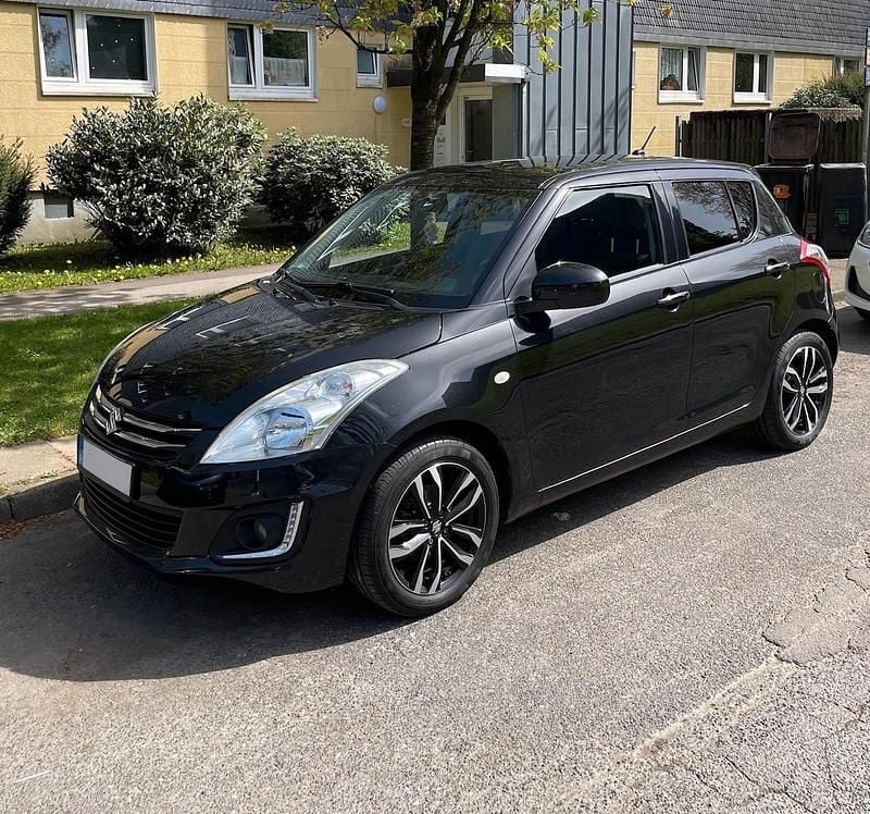 Gebraucht Suzuki Swift X-TRA 93 PS (68 kW) 2015 Schwarz Kleinwagen