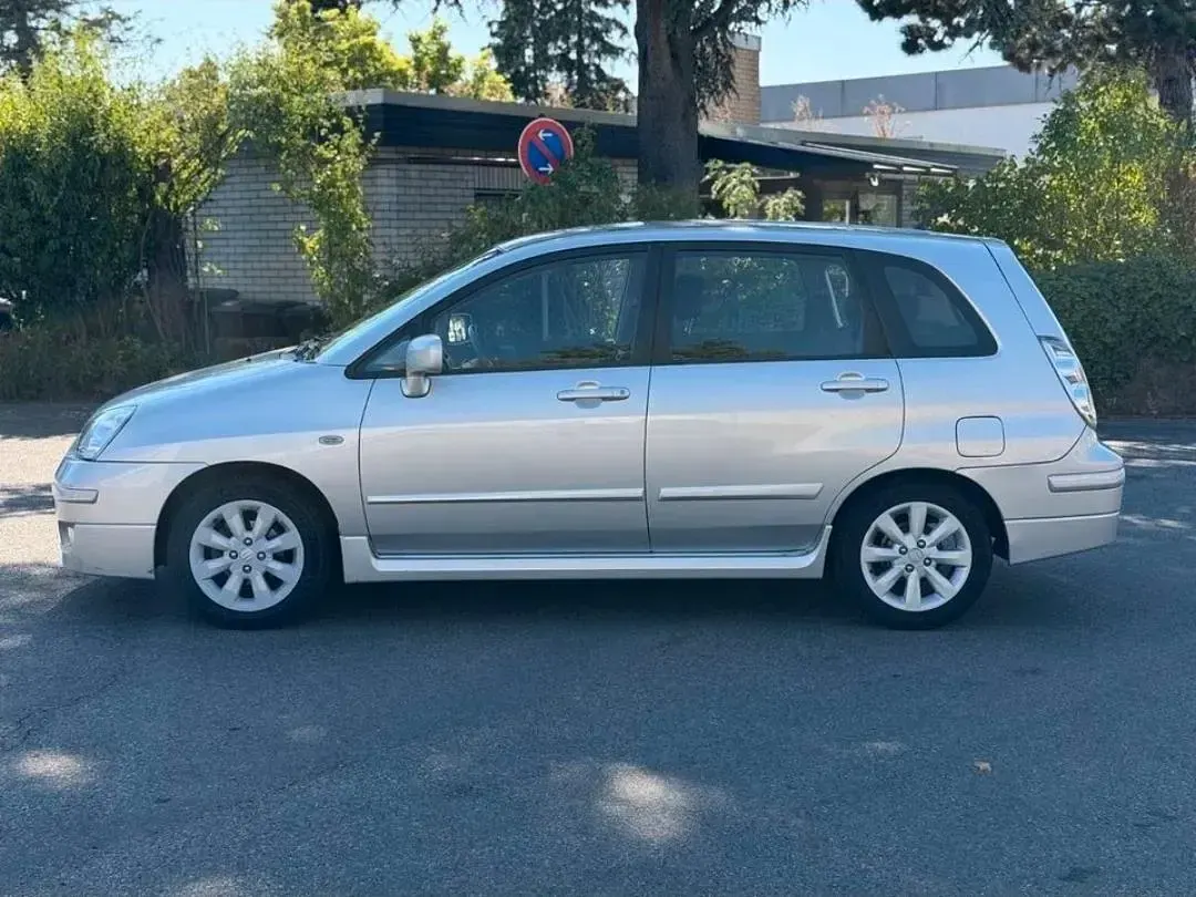 Gebraucht Suzuki Liana 107 PS (78 kW) 2006 Limousine
