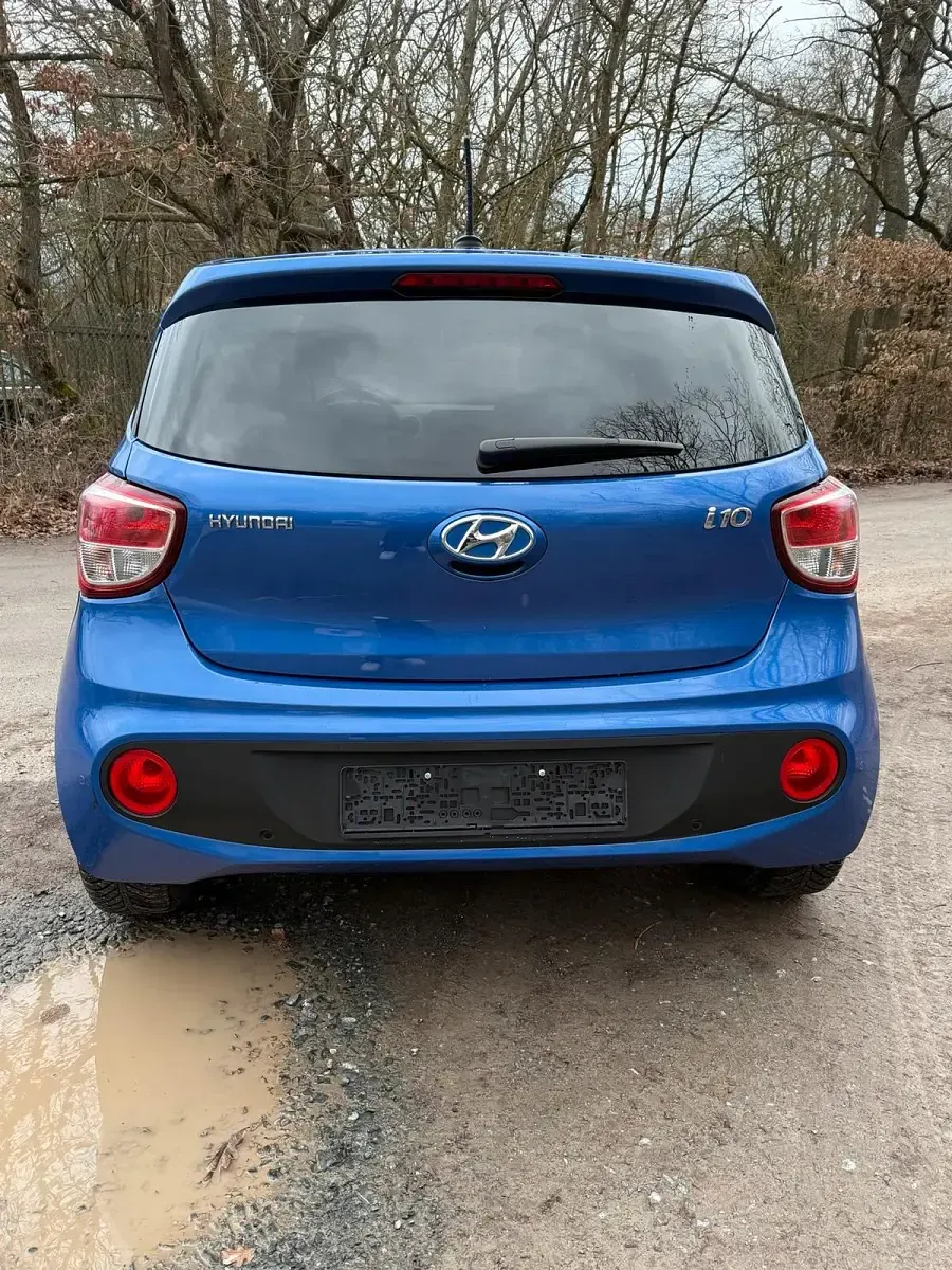 Gebraucht Hyundai i10 Passion Plus 87 PS (63 kW) 2019 Blau Kleinwagen