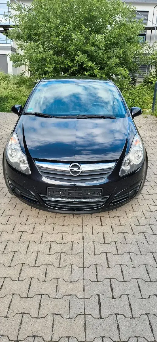 Gebraucht Opel Corsa 70 PS (51 kW) 2011 Schwarz Kleinwagen