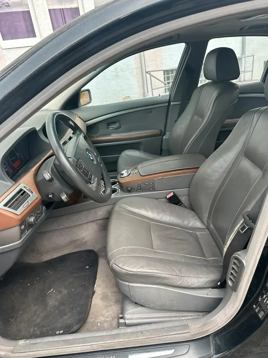 Gebraucht BMW 730 218 PS (160 kW) 2005 Schwarz Limousine