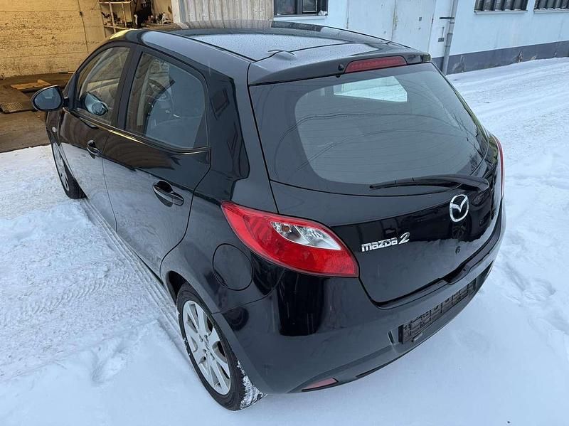 Gebraucht Mazda 2 Independence 68 PS (50 kW) 2009 Brillantschwarz Kleinwagen