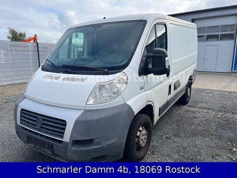 Weiß Gebraucht 2010 Fiat Ducato Van | 2.990 € (Superpreis) - Bild 1/4