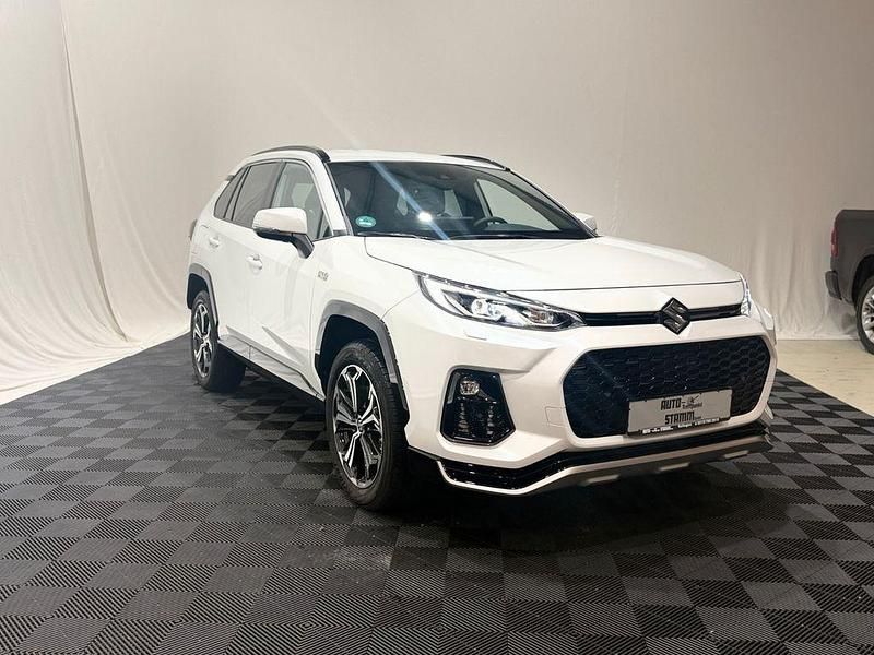 Gebraucht Suzuki Across Comfort+ 185 PS (136 kW) 2024 Platinum white pearl SUV