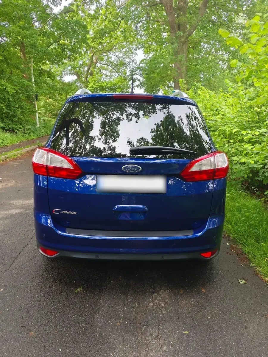 Gebraucht Ford Grand C-Max Titanium 163 PS (119 kW) 2015 Blau Van / Kleinbus