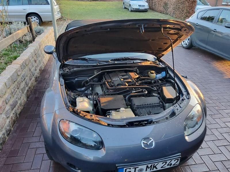 Gebraucht Mazda MX5 Emotion 126 PS (92 kW) 2006 Grau Cabrio