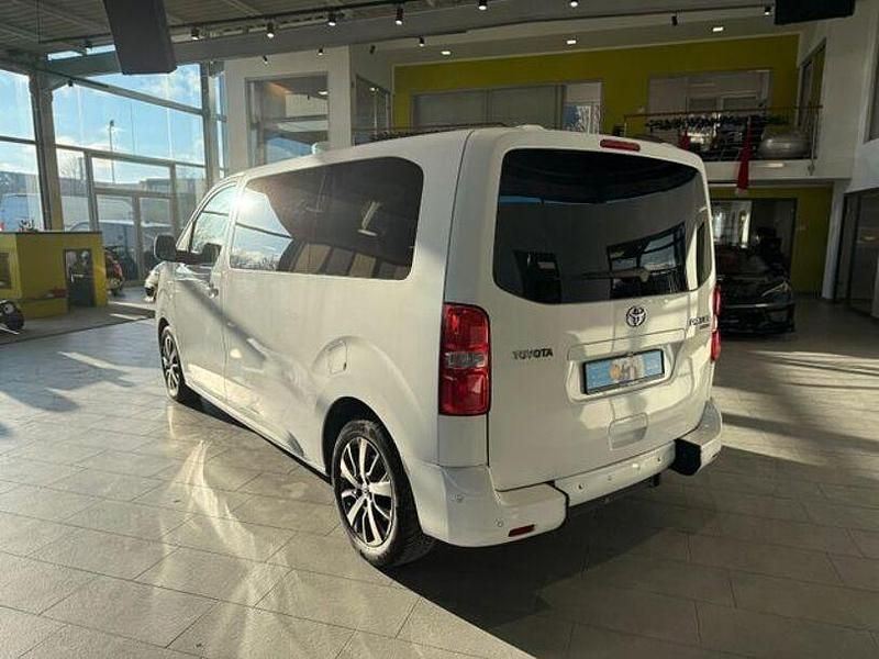Gebraucht Toyota Proace Verso 150 PS (110 kW) 2017 Weiß Kombi