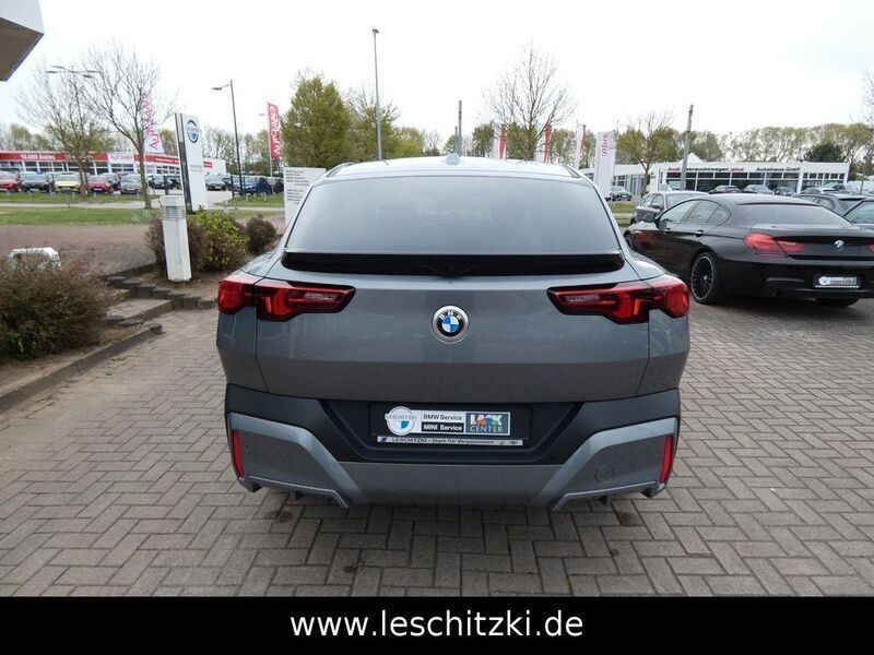 Gebraucht BMW X2 150 PS (110 kW) 2024 Grau SUV