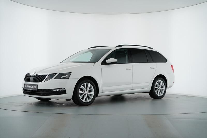 Candyweiss Gebraucht 2018 Skoda Octavia Ambition Kombi | 18.889 € (Etwas zu teuer) - Bild 1/4