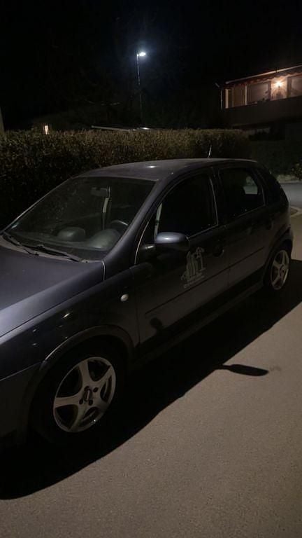 Gebraucht Opel Corsa Basis 80 PS (58 kW) 2006 Blau Kleinwagen