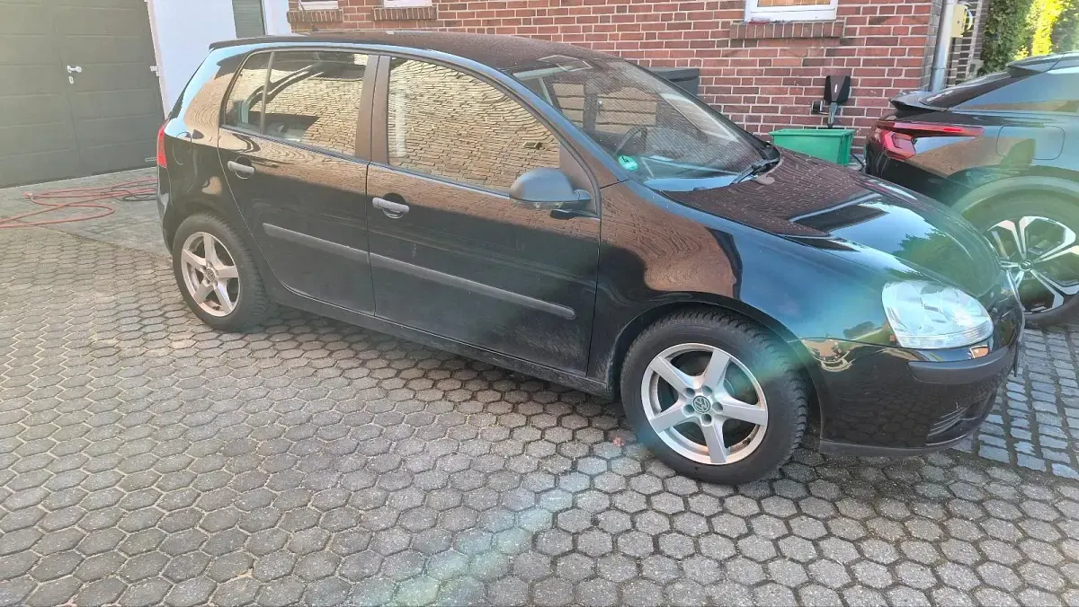 Gebraucht VW Golf V 80 PS (58 kW) 2007 Schwarz Limousine