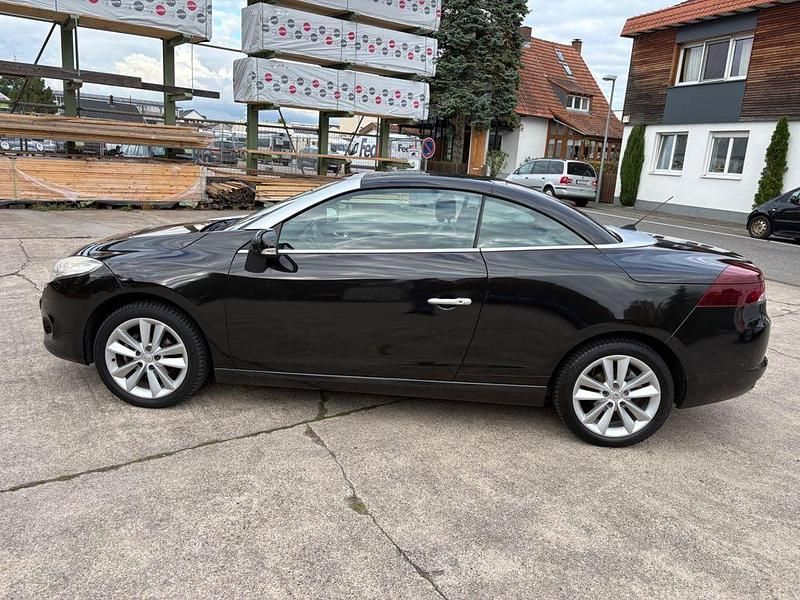Gebraucht Renault Mégane Cabriolet Luxe 131 PS (96 kW) 2010 Schwarz Cabrio